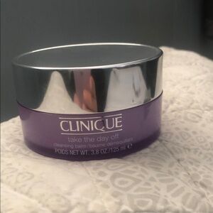 Clinique Take The Day Off Cleansing Balm - Purple Jar